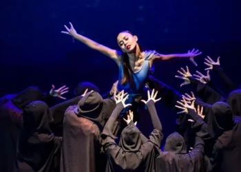 © Photo : Мемлекеттік би театрының баспасөз қызметі